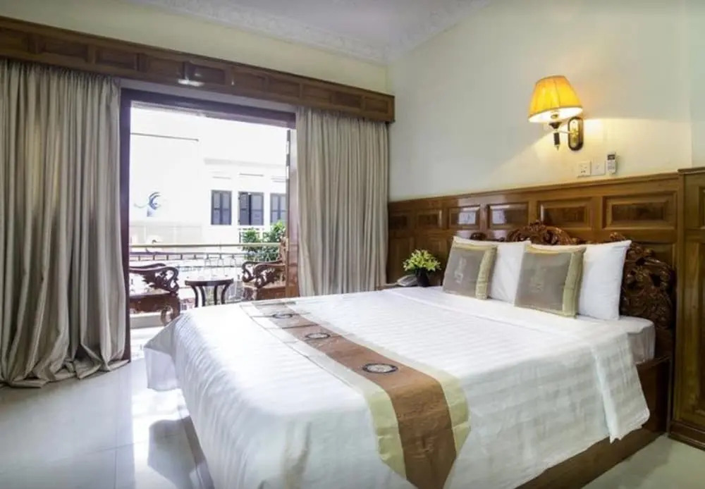 International Hotel