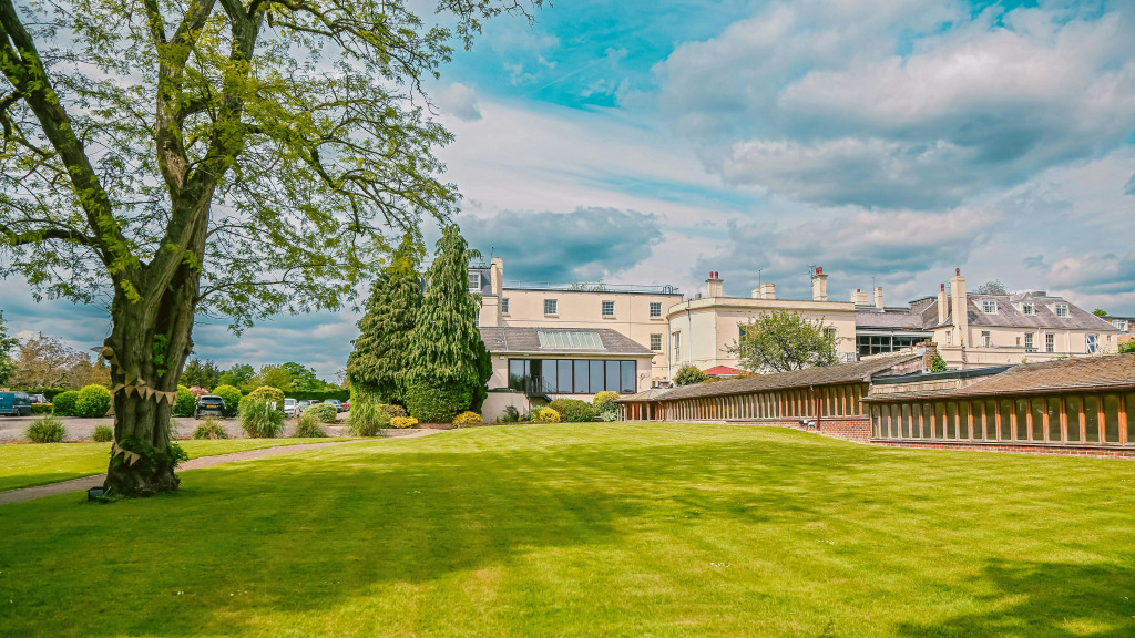 Avisford Park Hotel