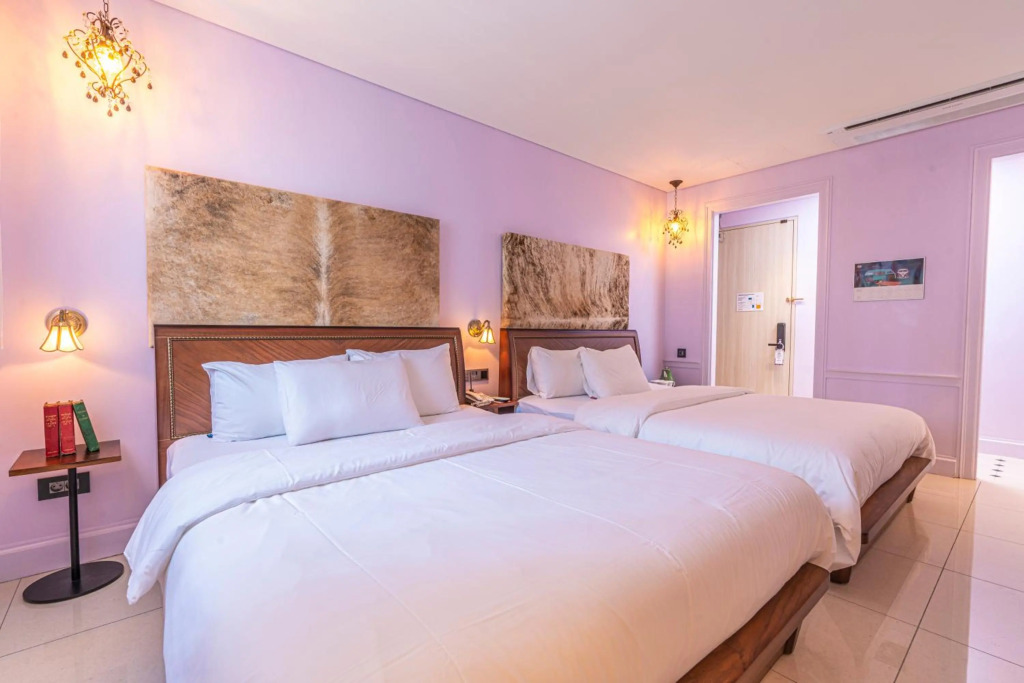 Le Mong Hotel