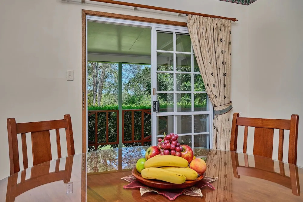 Birds n Bloom Cottages