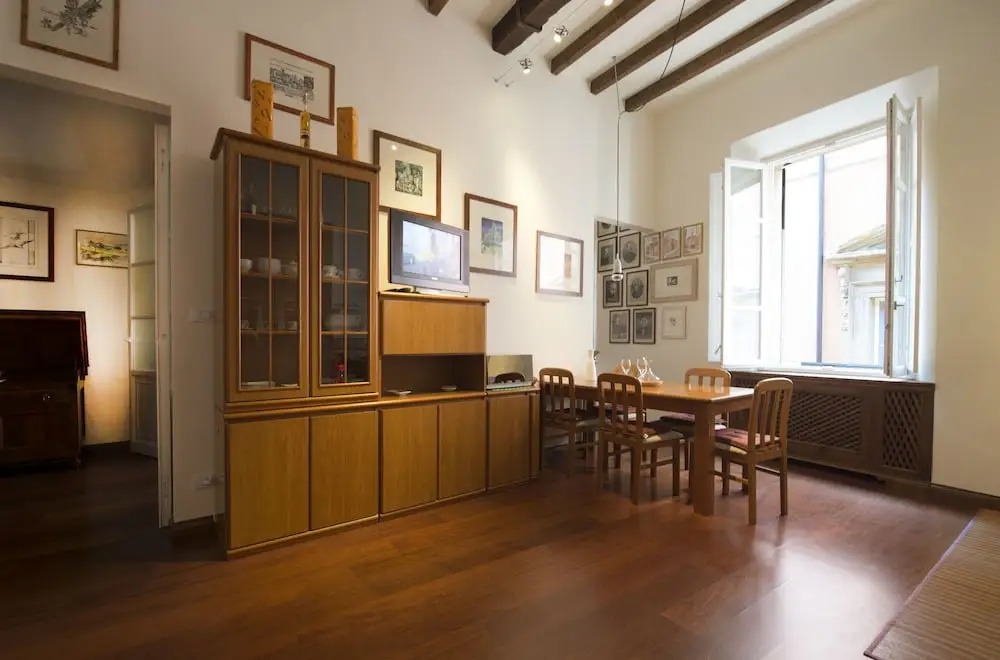 UR-NEST Piazza Maggiore