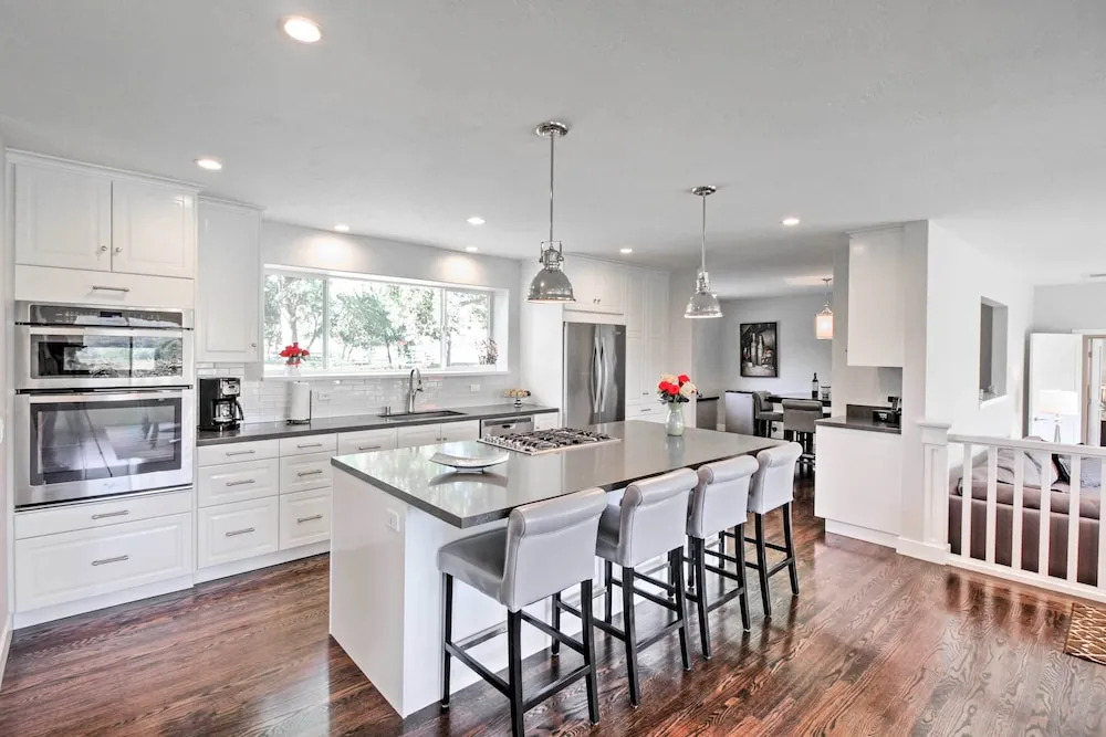 Beautiful Sonoma House w/ Patio & Vineyard Views!