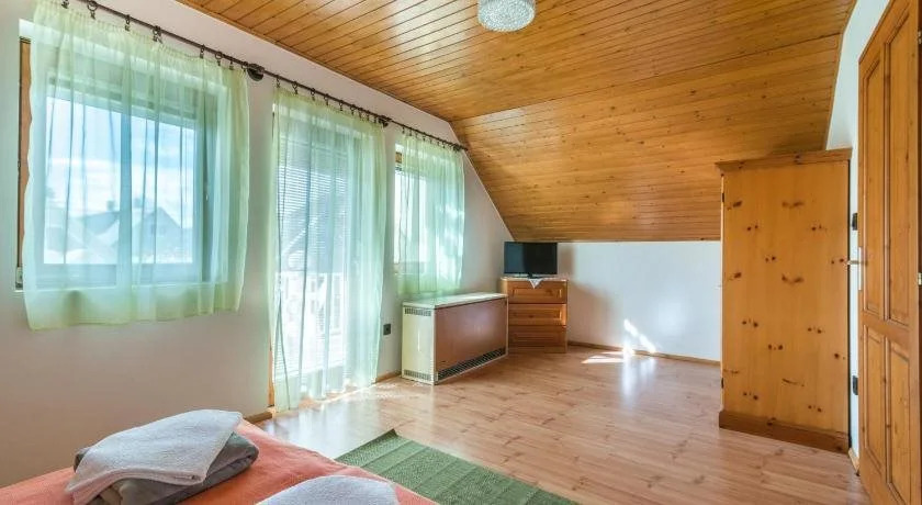 Topáz Apartmanházak