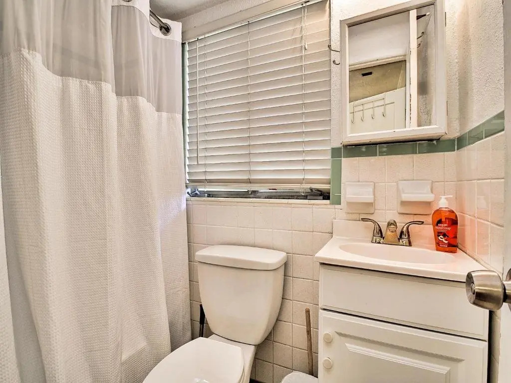 Palm Place 1 - Sabal Palm Beach getaway 624