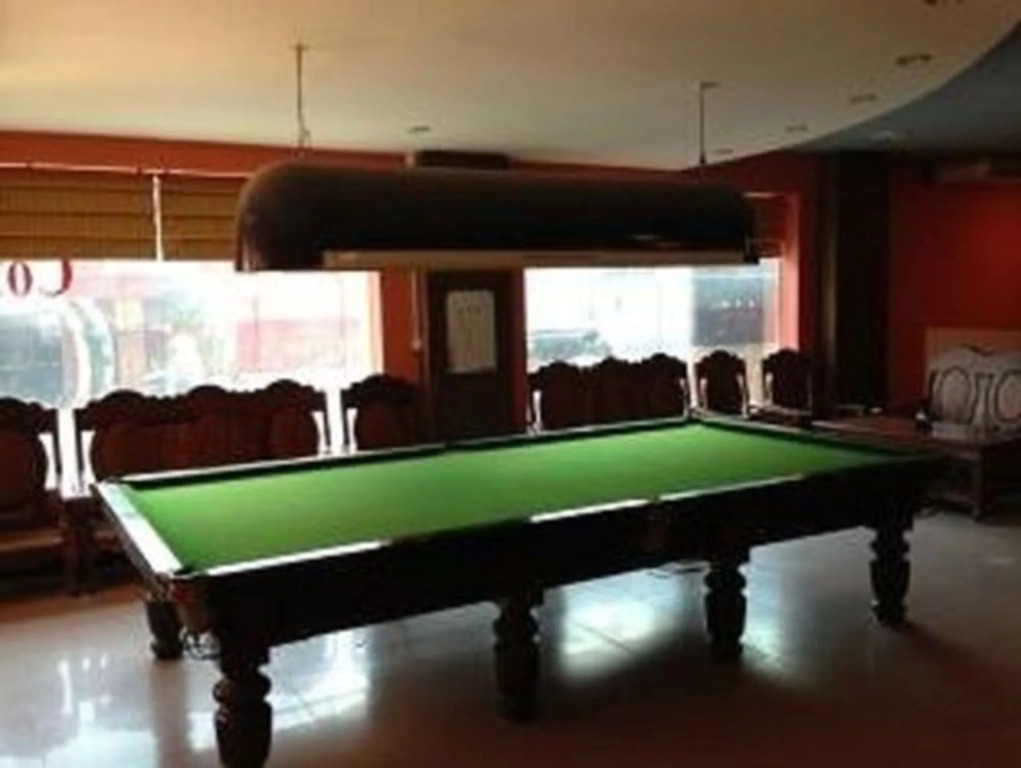 M H Hotel