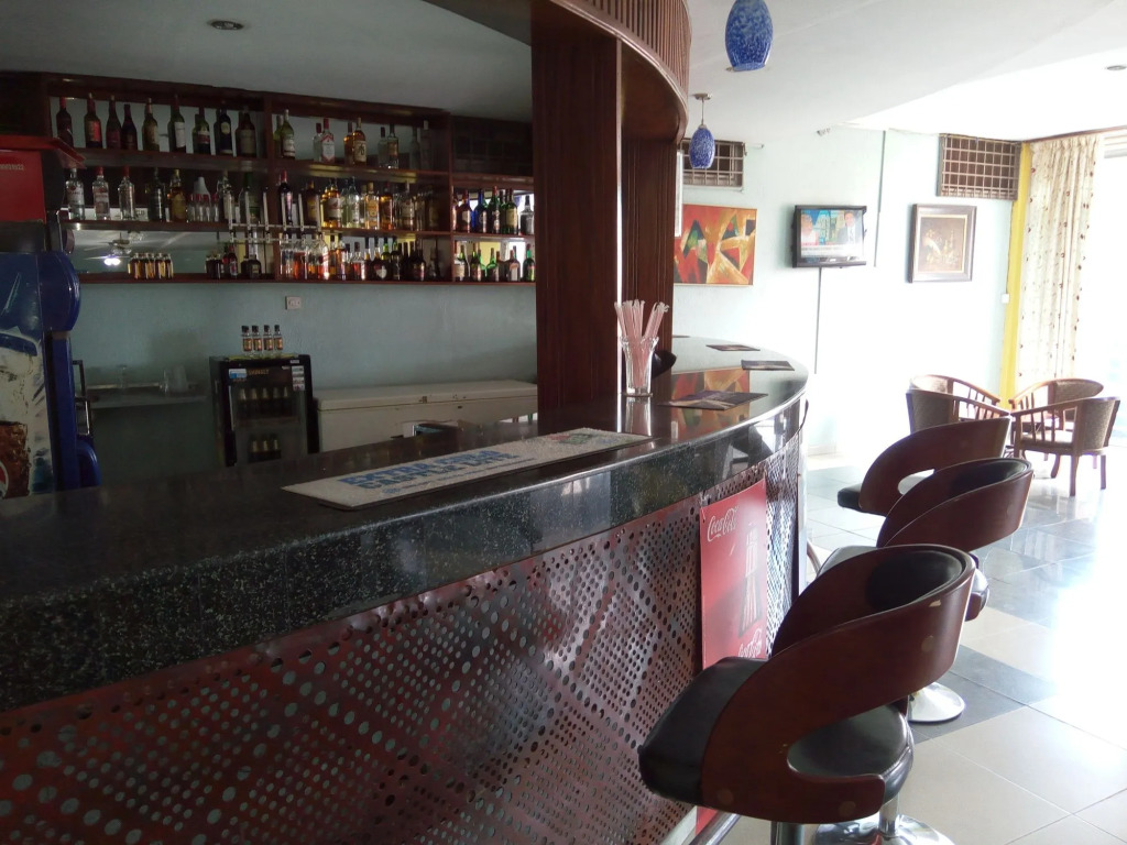 Aponye Hotel