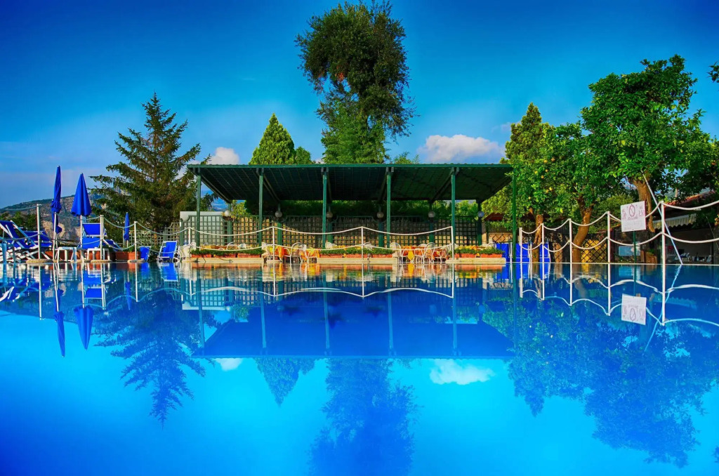 Hotel Girasole