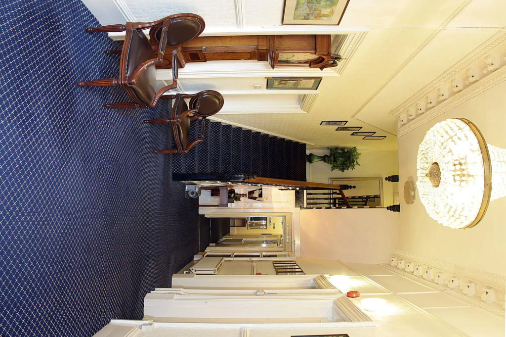 OYO Devonshire Park Hotel