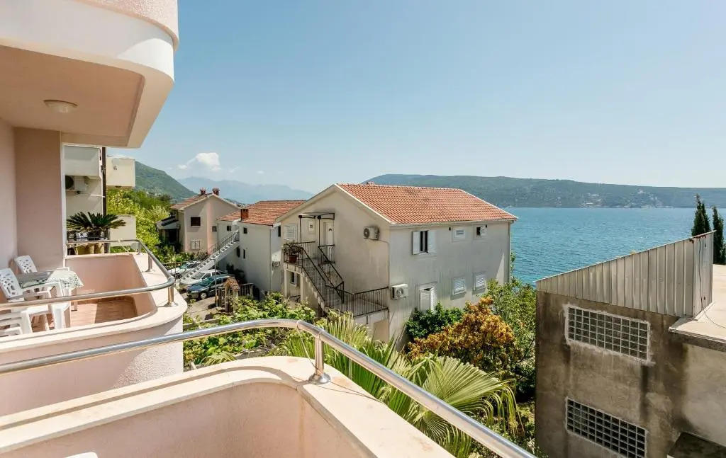 Apartments Maslina