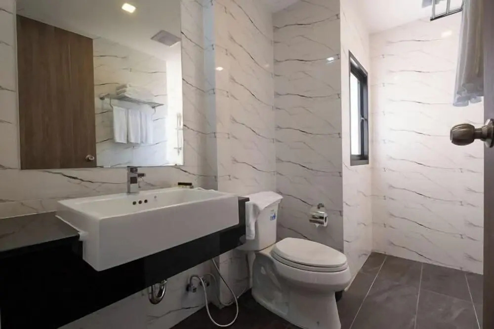 B2 Korat Premier Hotel
