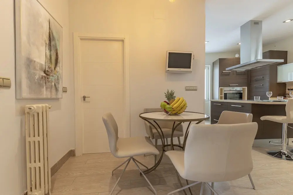 Living4Malaga Granada Supreme