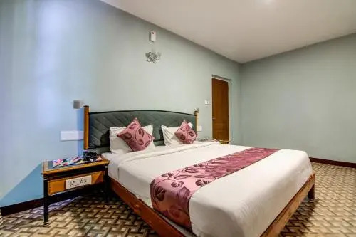 OYO 19305 Lebon Residency