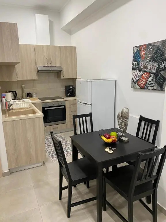 Modern City Center Apartment Saripolou 2