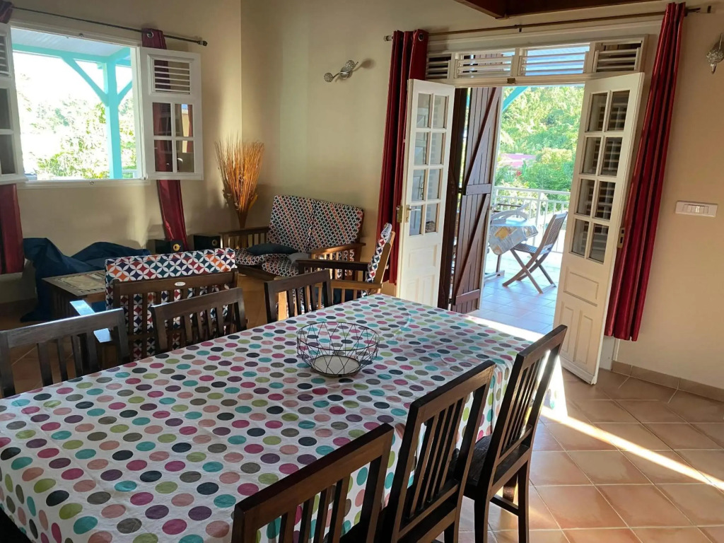 Maison spacieuse avec jardin au Diamant, proche plages