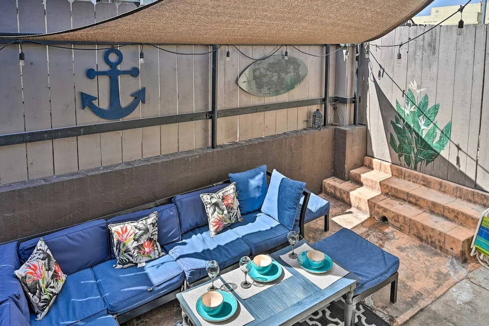 SD Home - Sunny Retreat Steps From Ocean Beach