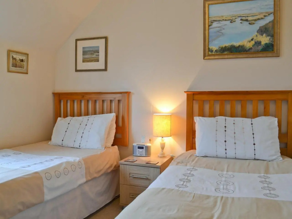 Ringstead Cottage