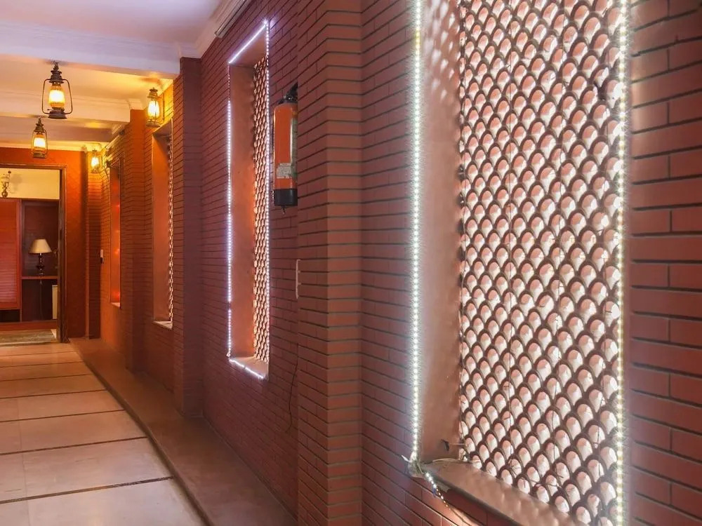 OYO 315 Hotel Tavern