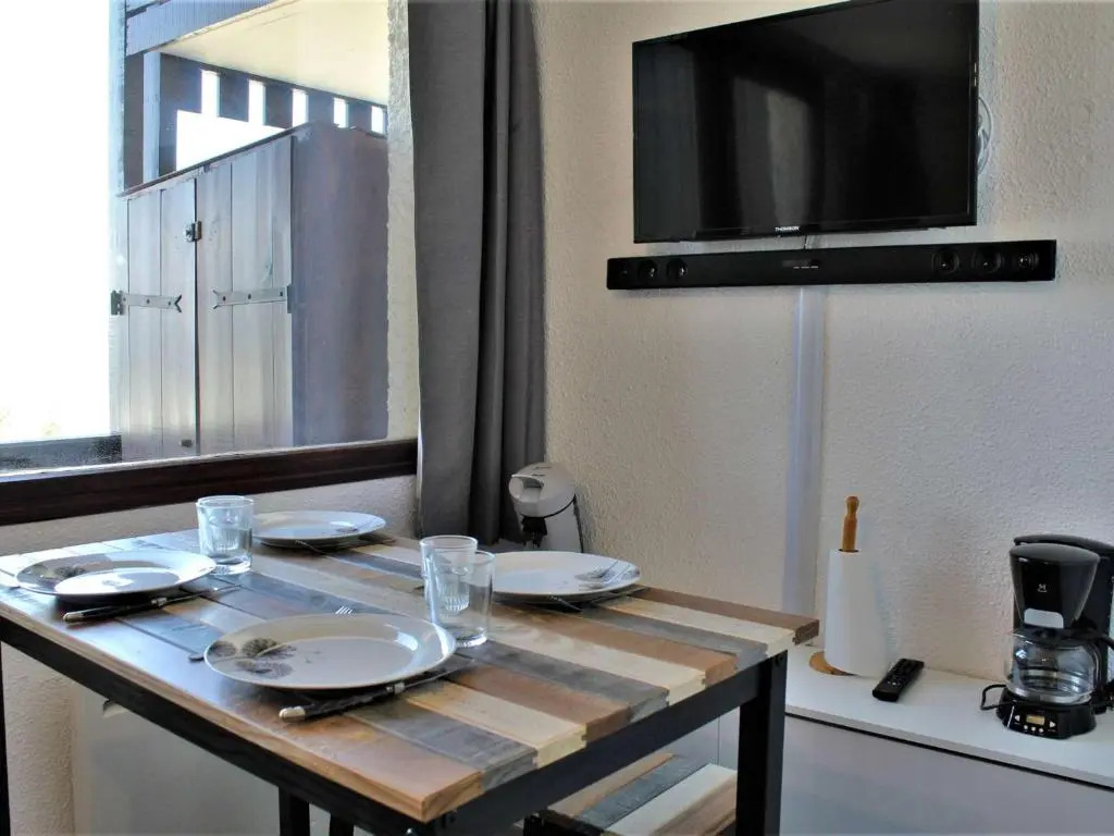 Appartement Risoul, 1 pièce, 4 personnes - FR-1-330-288