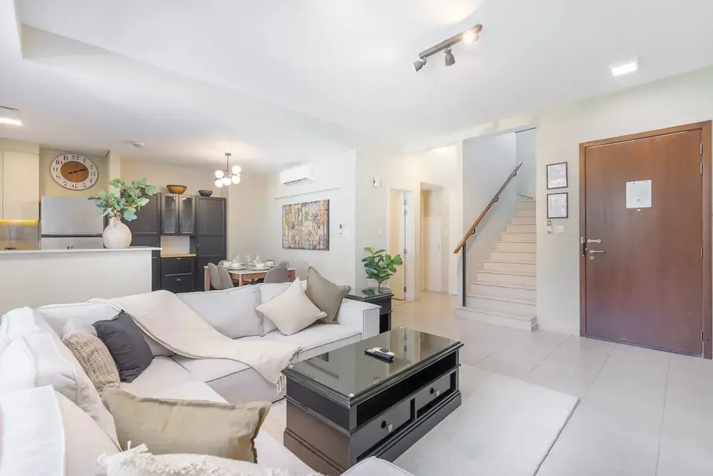 StayShort - Elegant Villa Escape Perfect for Families