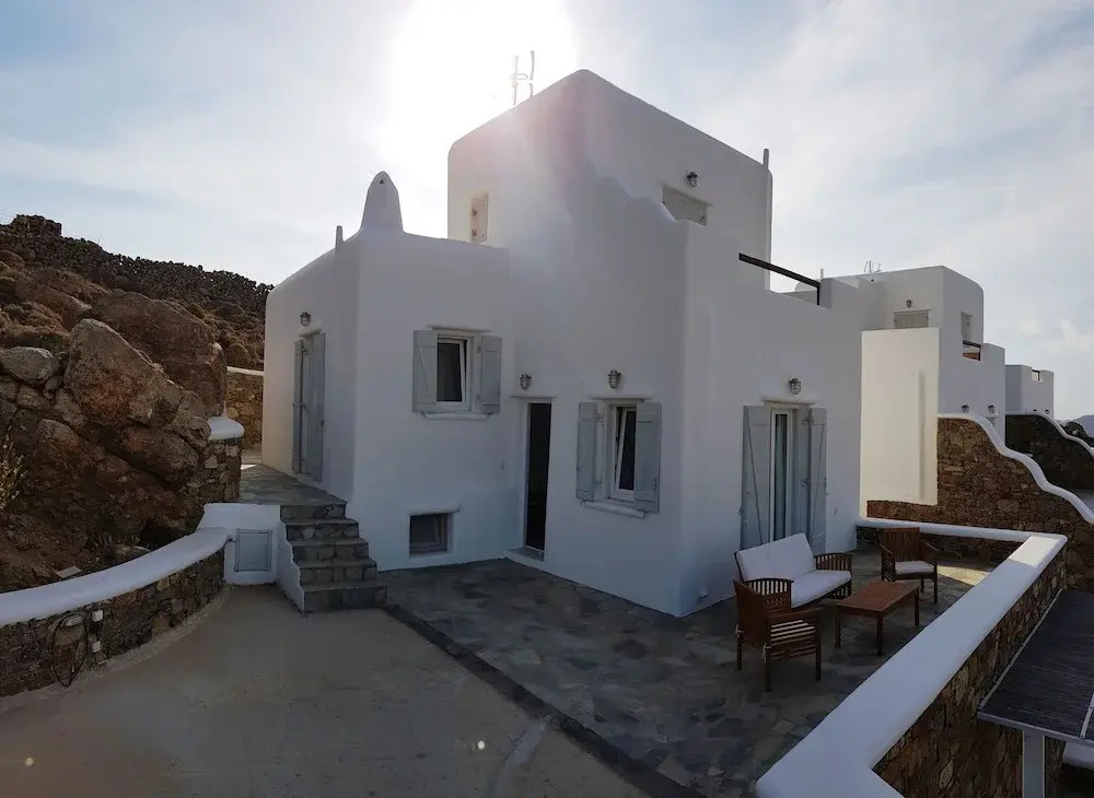 Minimal Houses