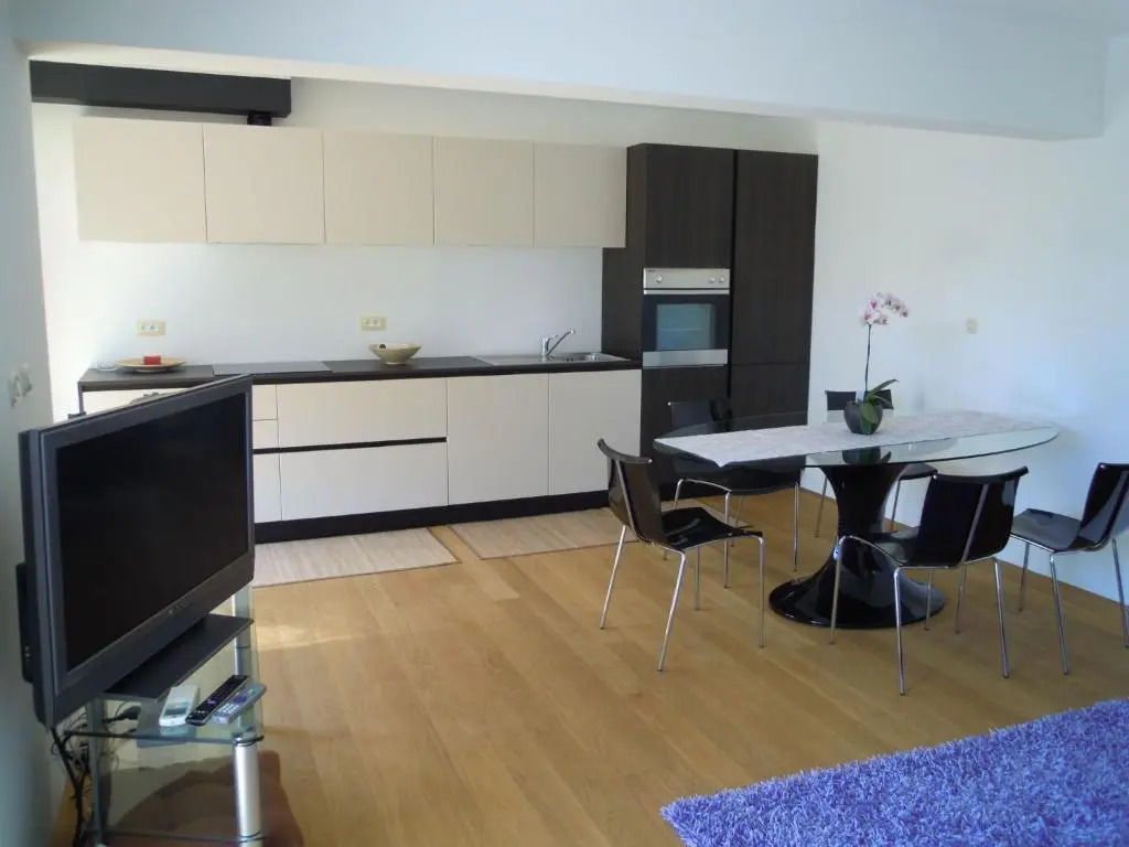 Apartments Legend