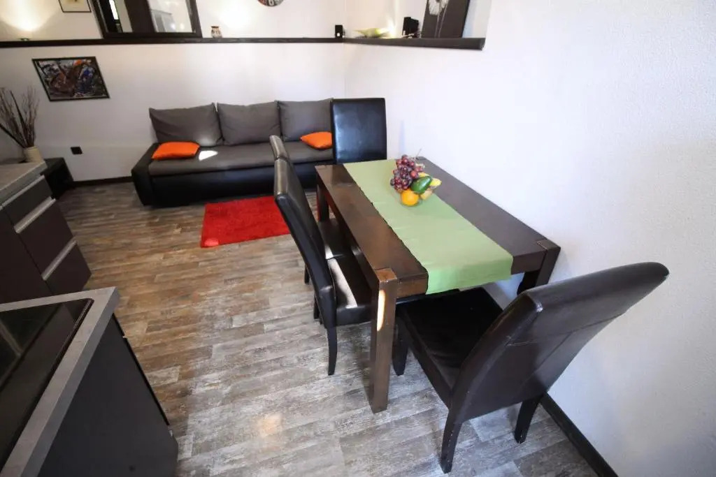 Apartments Nevija