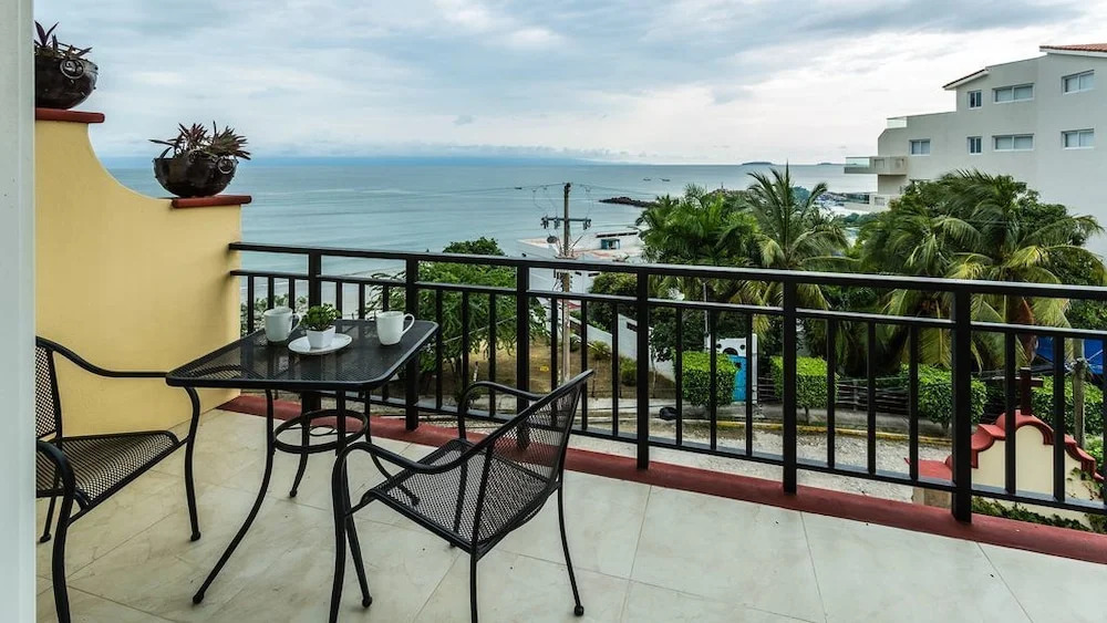 La Mision De Mita 1Bedroom by VR