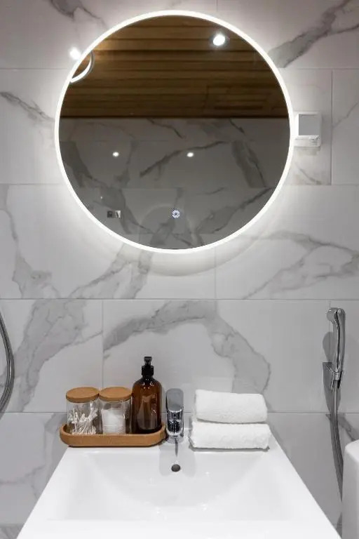 Arctic Night City Suite