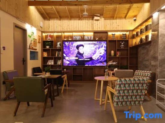City Isle Hostel