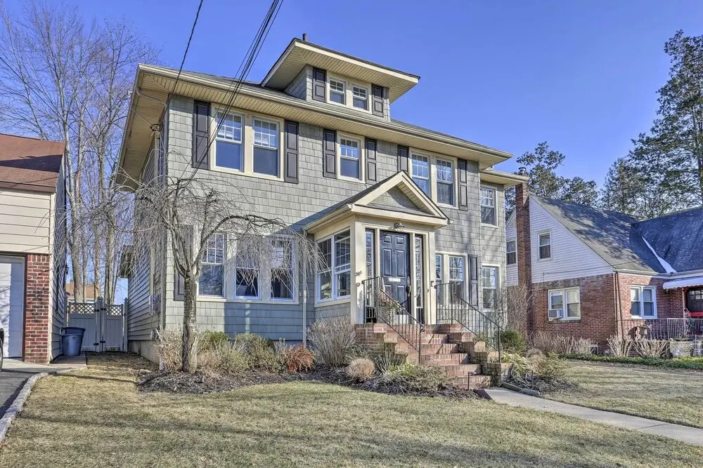Classic Teaneck Colonial Home With A Modern Touch