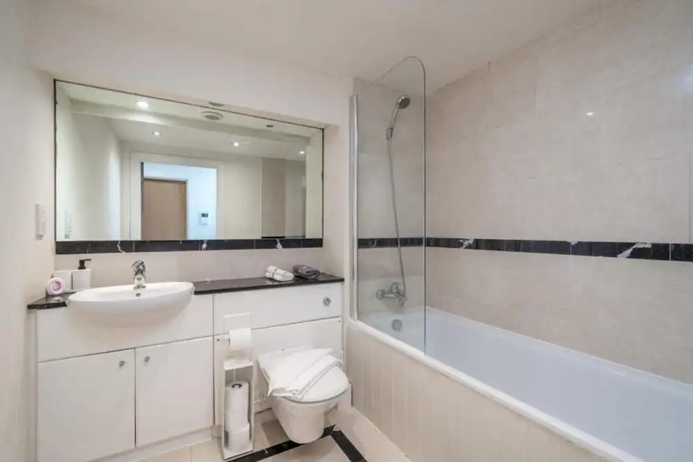 Luxury 1 Bed Apartment Close To Excel & o2