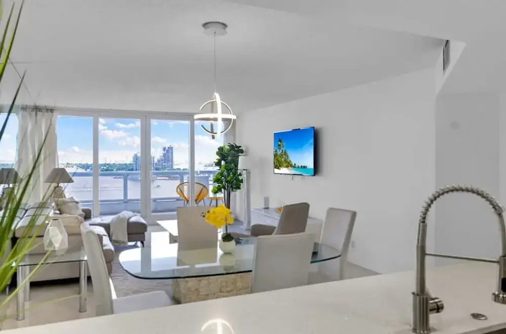 The Grand Wonder Biscayne