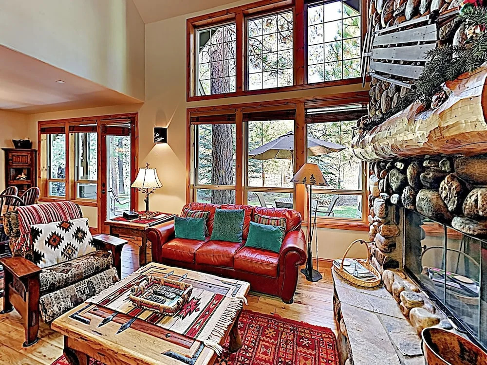 Aquila Lodge W/ Hot Tub & Sharc Access! 3 Bedroom Townhouse