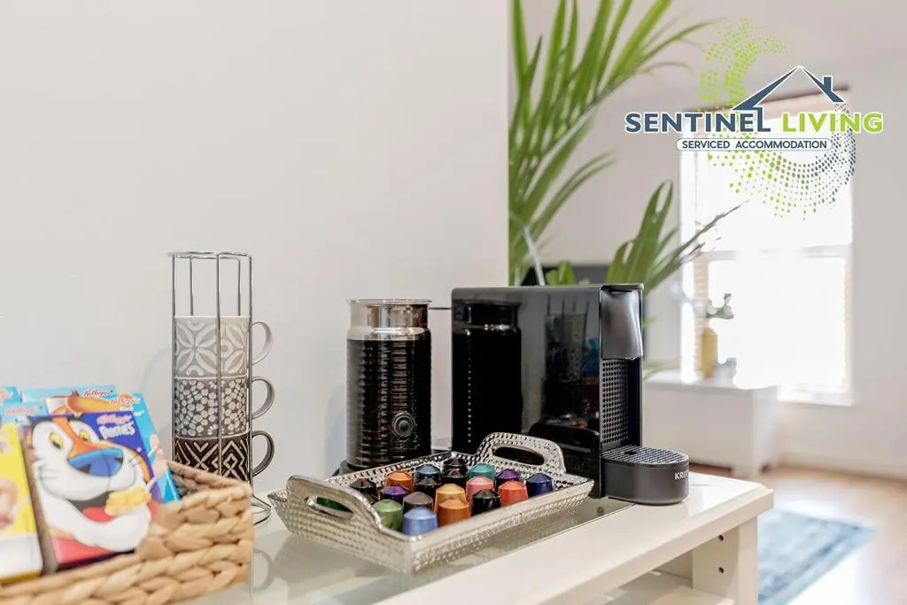 Sentinel Living Serviced Accommodation, Windsor, 2 Bedroom Apartment with Free Parking and WiFi