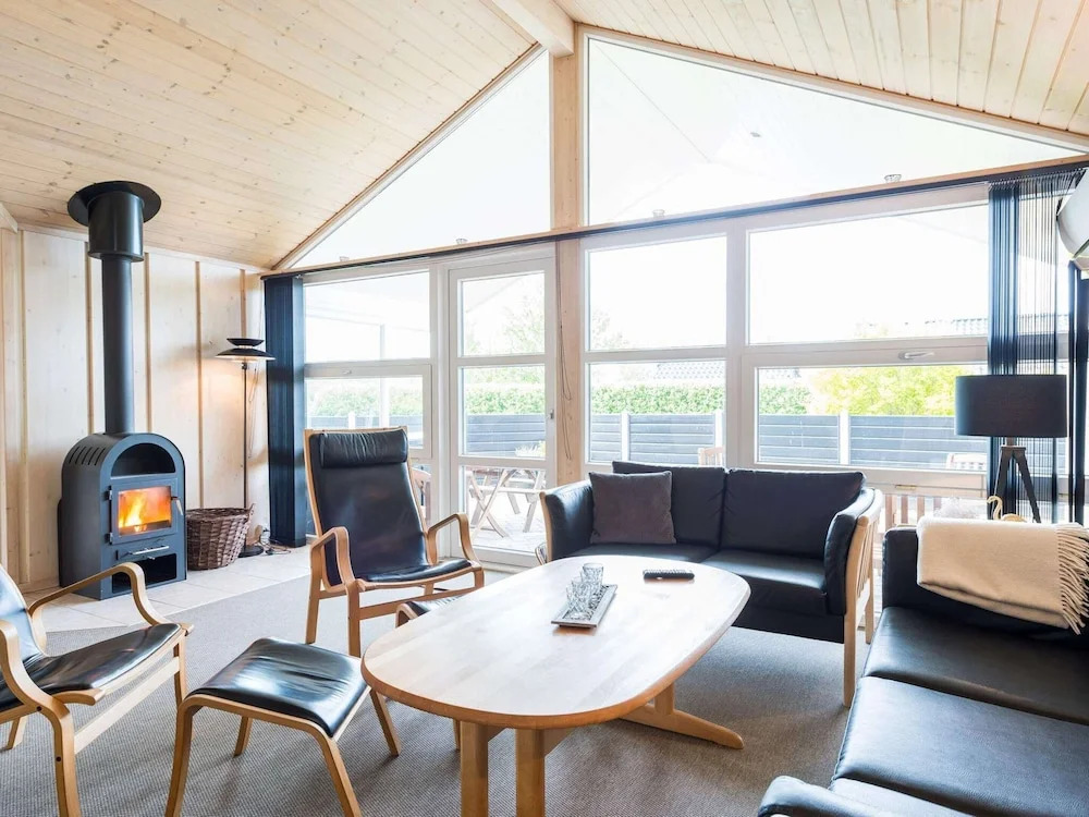 5 Person Holiday Home in Hemmet