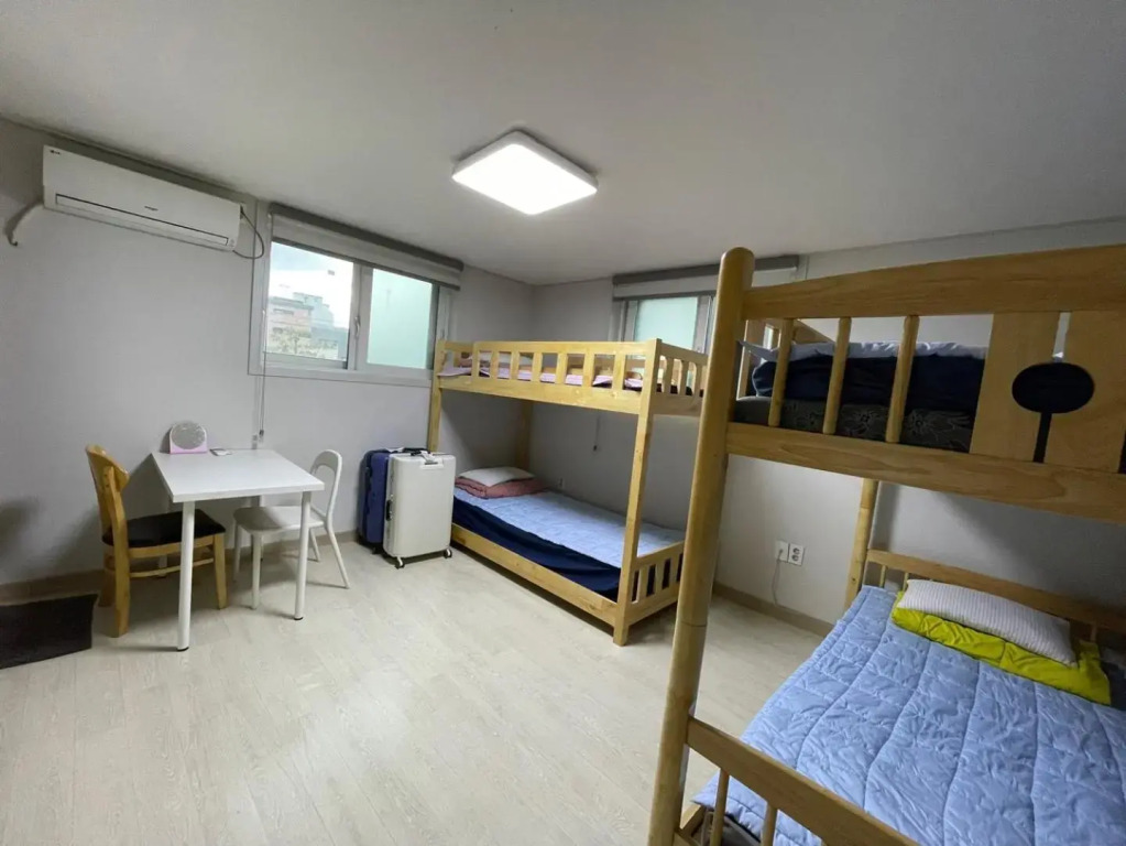 Twin Rabbit Guesthouse