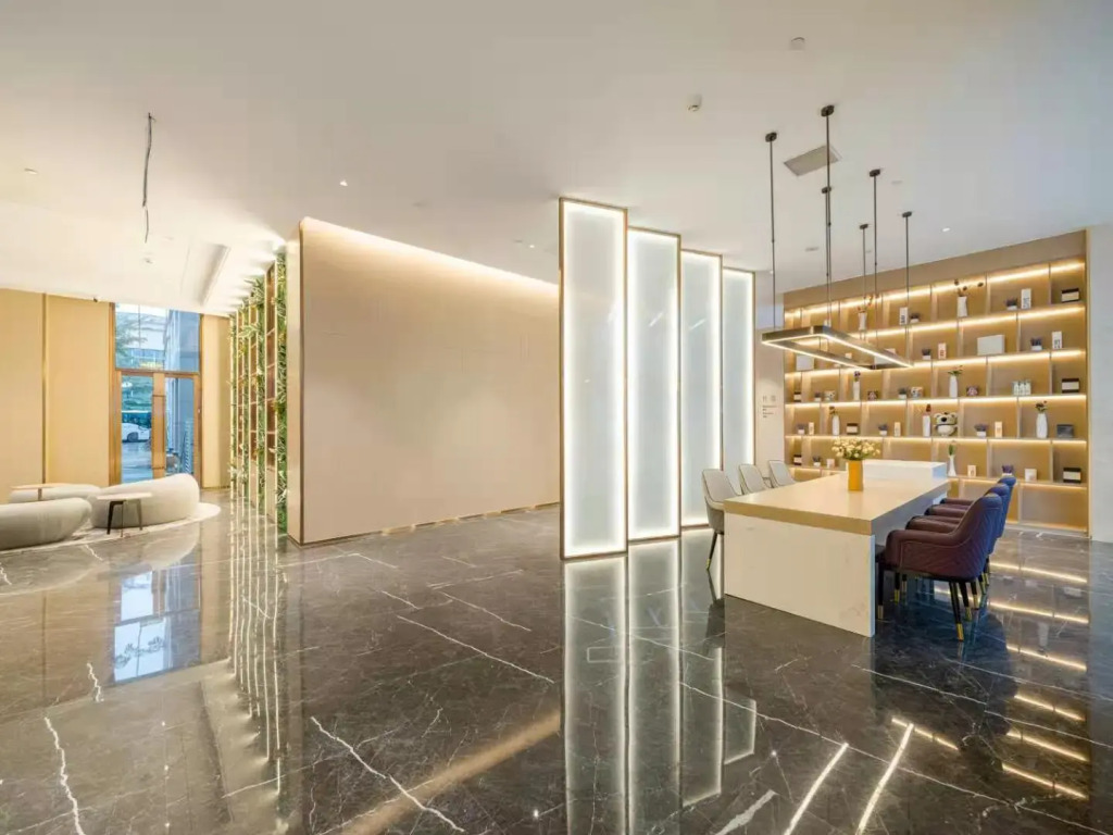 Lavande Hotel(Xiamen Airport Wuyuanwan Metro Station)
