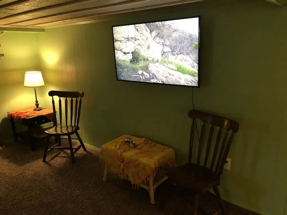 Rustic Beach Front Basement Apt, Pet Friendly Wi-fi 2 Bedroom Apts by RedAwning