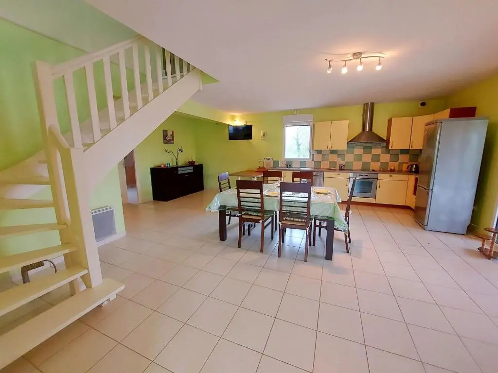 Gîte Saint-Mars-sur-la-Futaie, 4 pièces, 6 personnes - FR-1-600-94
