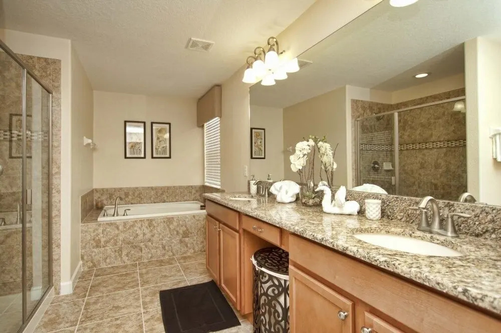 Paradise Palms- 6 Bedroom Pool -3150PP Home by RedAwning