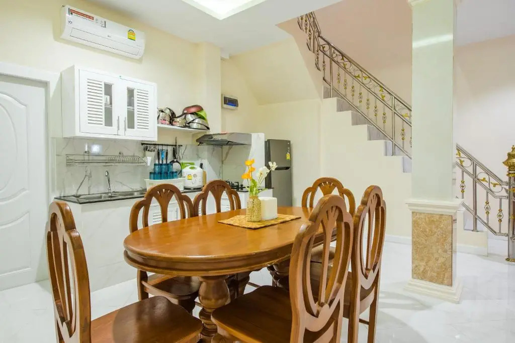 Baan Bussarin (B5) Huahin88