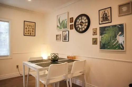 Addison Green Cottage