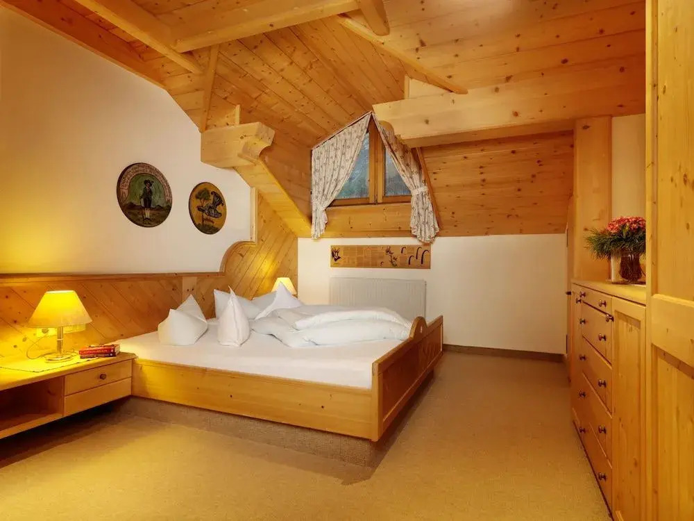 Hotel Weisseespitze