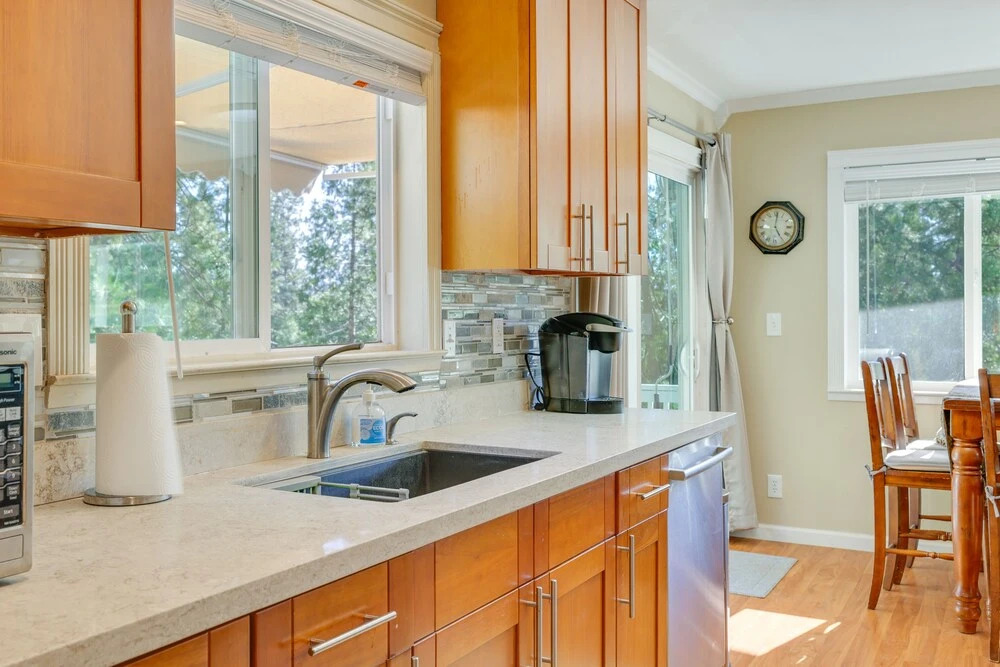 Groveland Vacation Rental w/ Private Deck & Grill!
