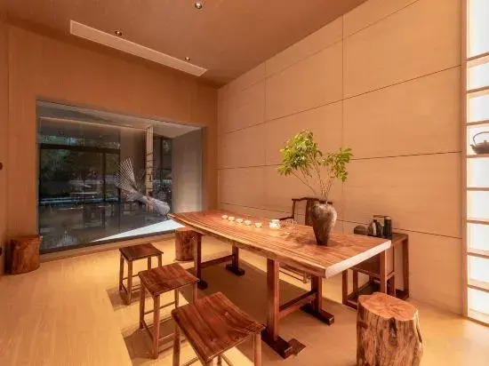 Lin Xi Hotel