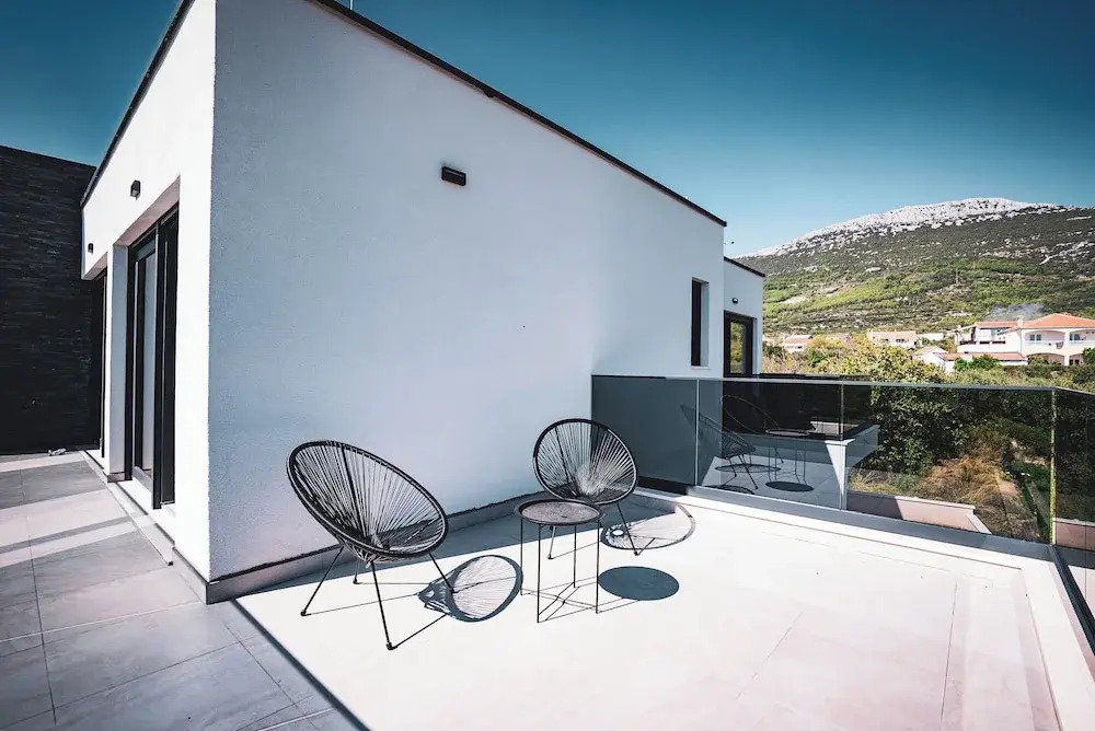 Modern Sea View Villa, Private Pool, Whirlpool, Calm & Beach Near