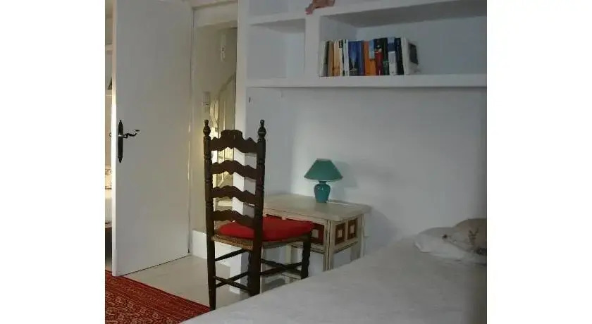 Encantadora