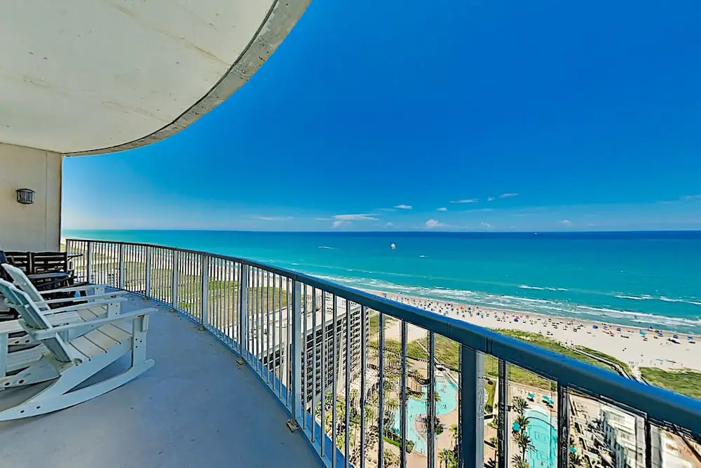 Opulent Beachfront W/ Pools, Spa & Theater 3 Bedroom Condo