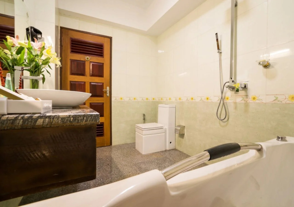 Hotel Shwe Pyi Thar