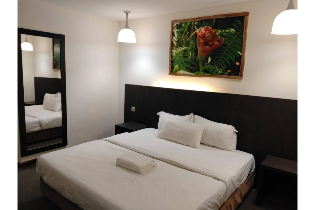 OYO 89411 900 Inn